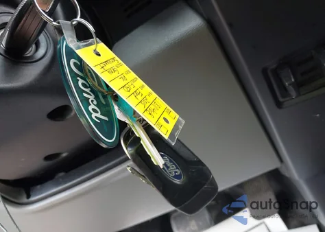 2015 Ford F-150 Xl z USA, uszkodzony, nr VIN 1FTEW1CPXFKE34121